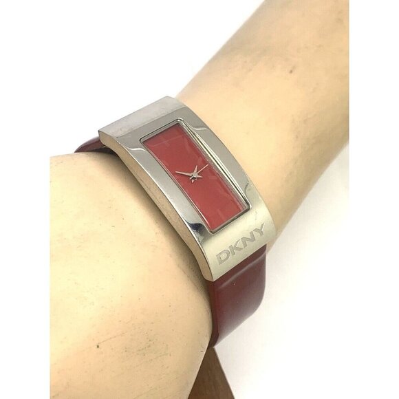 DKNY Women's Watch NY4747 Quartz Red Dial Tank 21x43mm Leather Strap - Picture 5 of 13